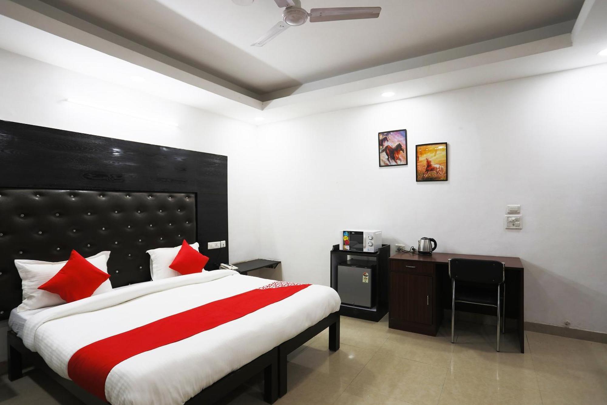 Super Collection O Tipsyy Inn 014 Gurgaon Exterior foto